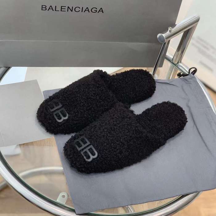 Balenciaga Hairy slippers 0015（2021）