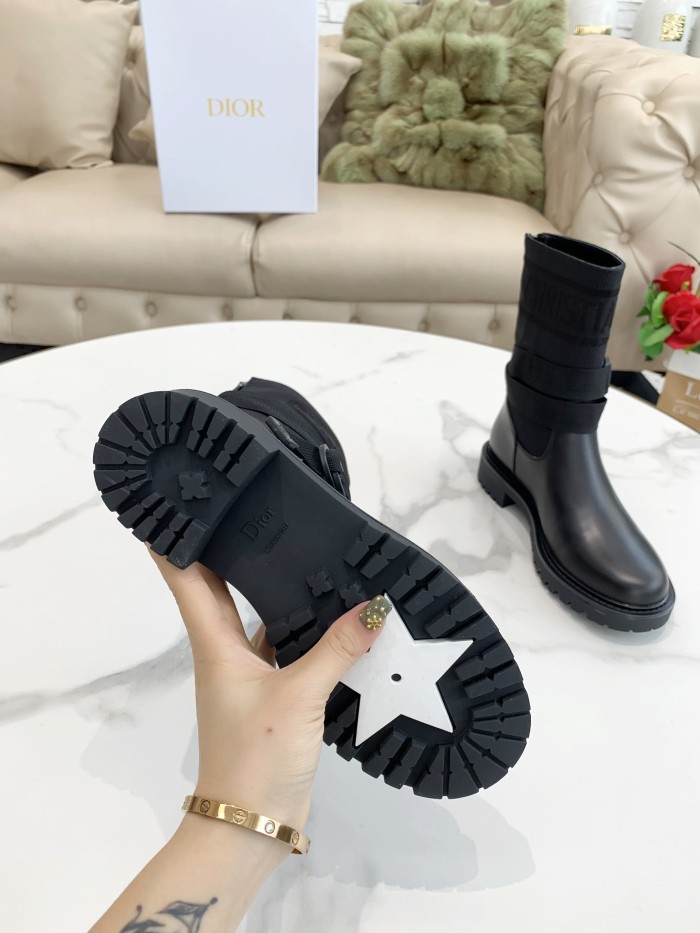 Dior Short Boost Women Shoes 0018 (2021)