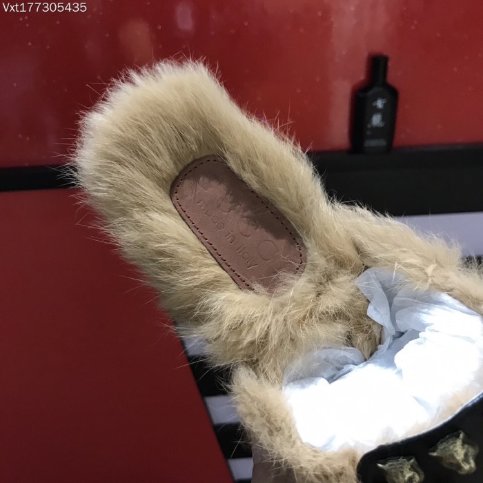 Gucci Hairy slippers 003