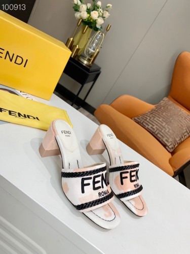 Fendi Slippers Women Shoes 006（2021）