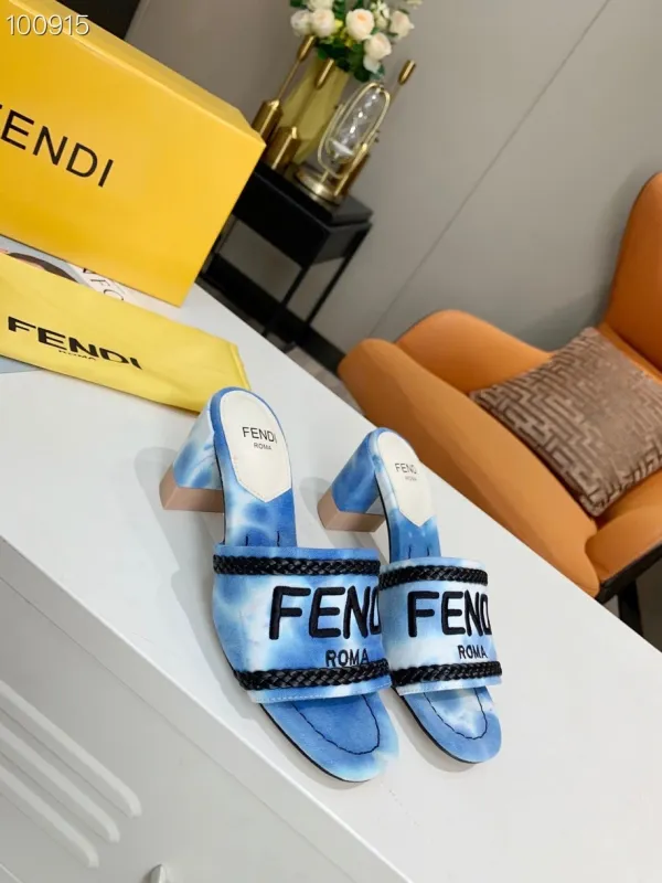 Fendi Slippers Women Shoes 009（2021）