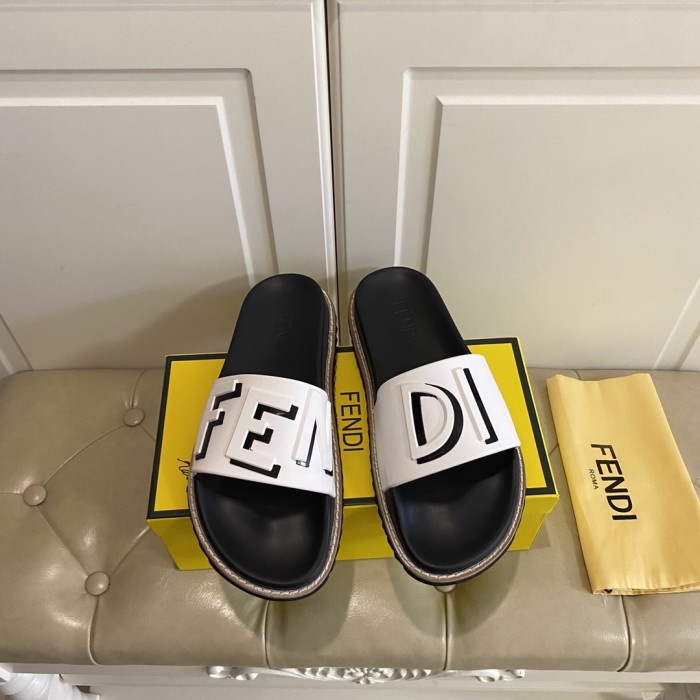 Fendi Slippers Men Shoes 008（2021）