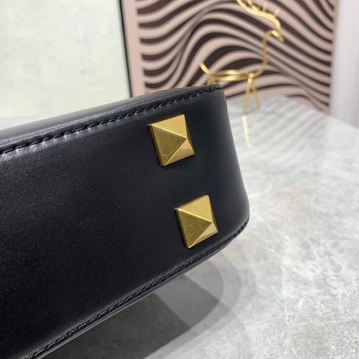 Valentino Handbags 0015（2022）