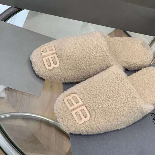 Balenciaga Hairy slippers 0021（2021）
