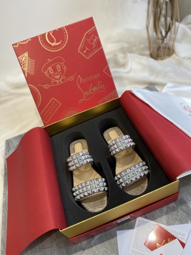 Christian Louboutin Slipper Women Shoes 001（2022）