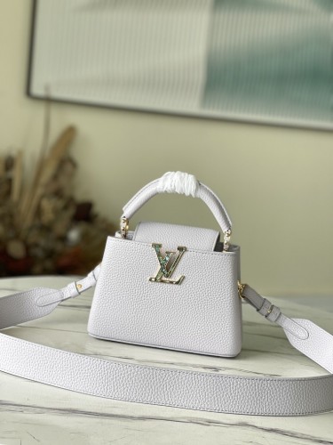 LV Super High End Handbags 0022 (2022)