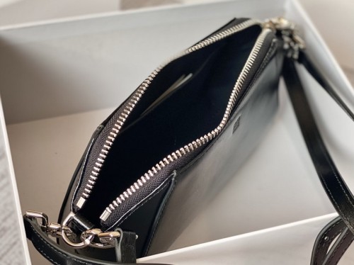 Givenchy Super High End Handbag 001（2022）