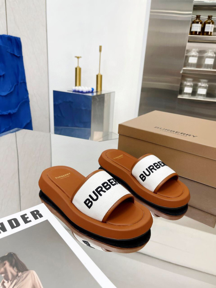 Burberry Slipper Women Shoes 004（2022）