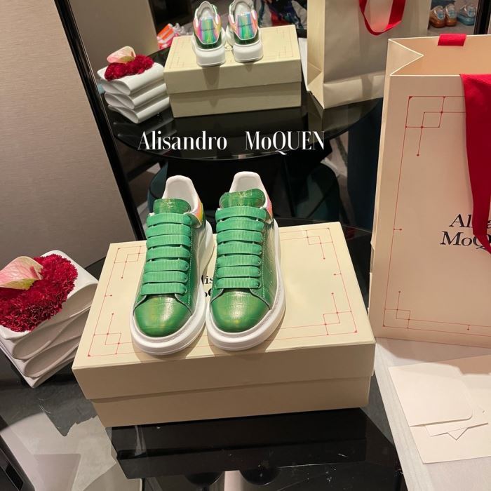 Super High End Alexander McQueen Men And Women Shoes 0043 (2021)