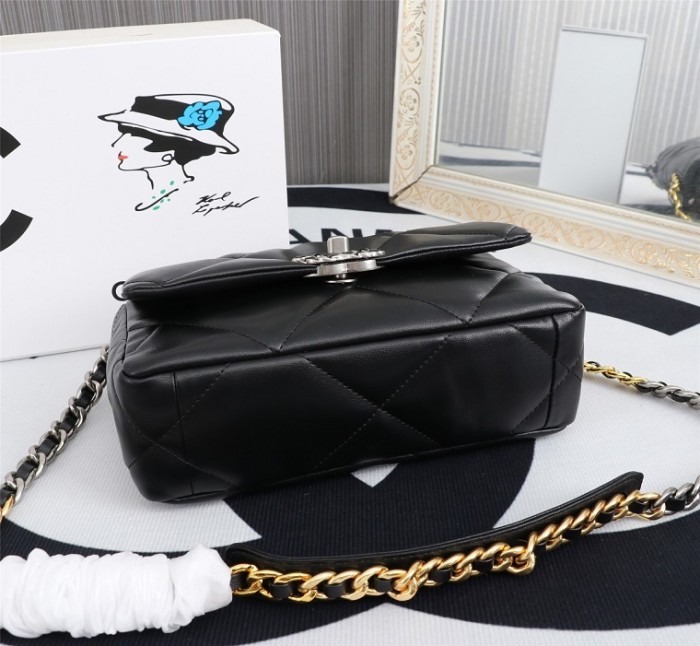 Chanel Handbags 0017 (2022)