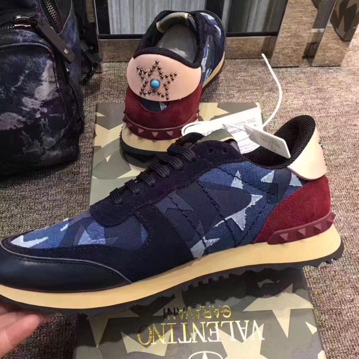Valentino Studded Suede & Nylon Men and Women Sneakers-014