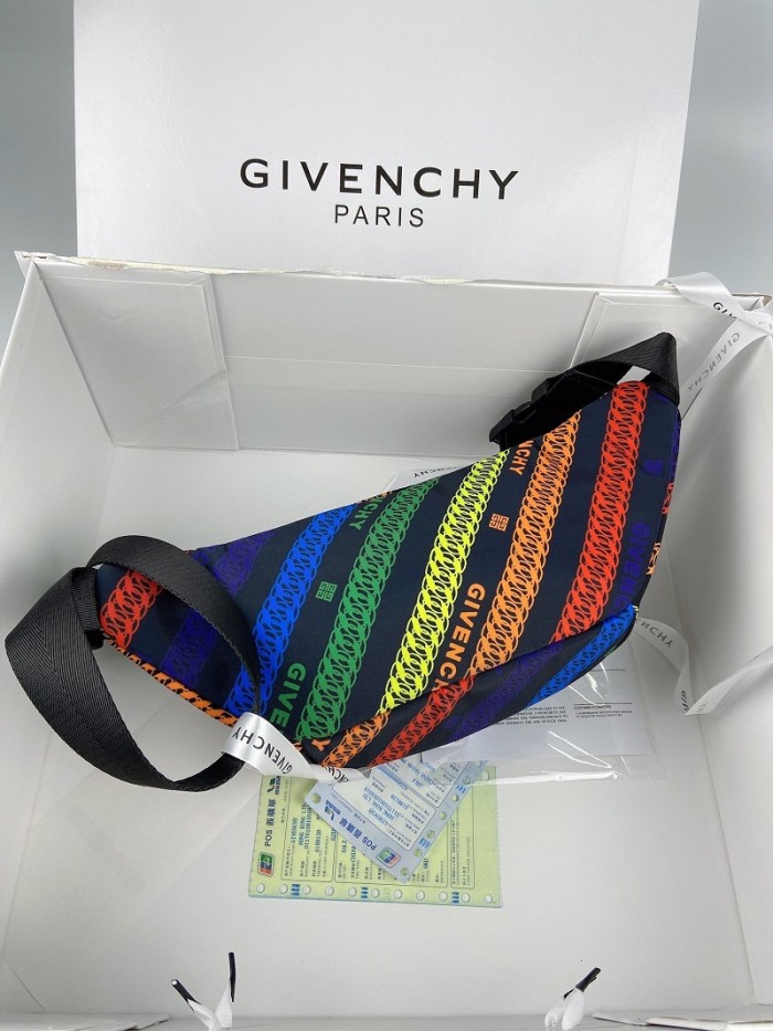 Givenchy Fanny Pack 0010 (2022)