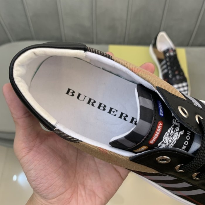 Burberry Single shoes Men Shoes 0014 (2021）