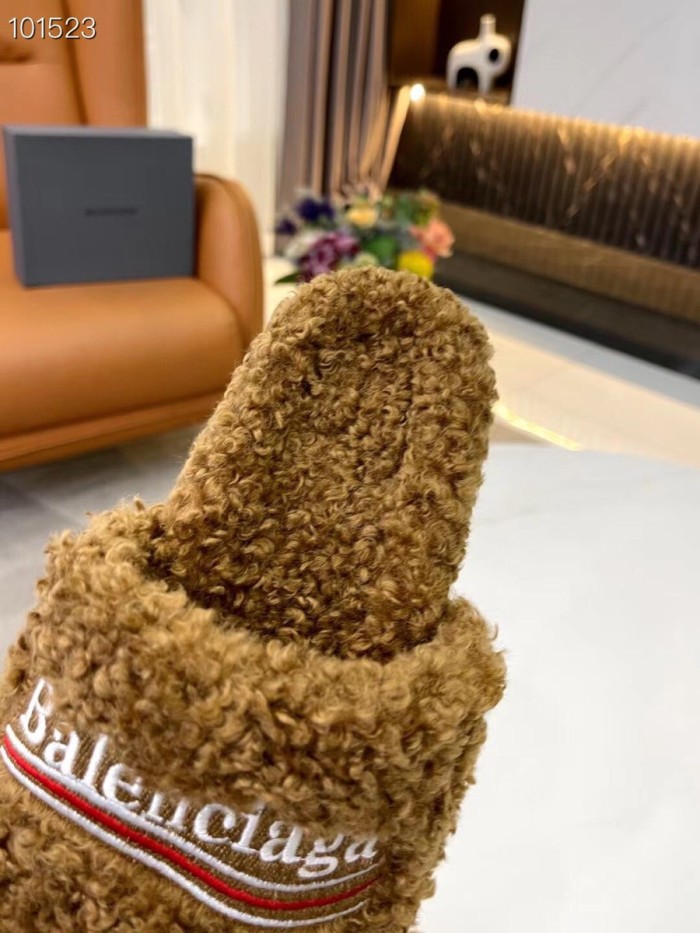 Balenciaga Hairy slippers 003（2021）