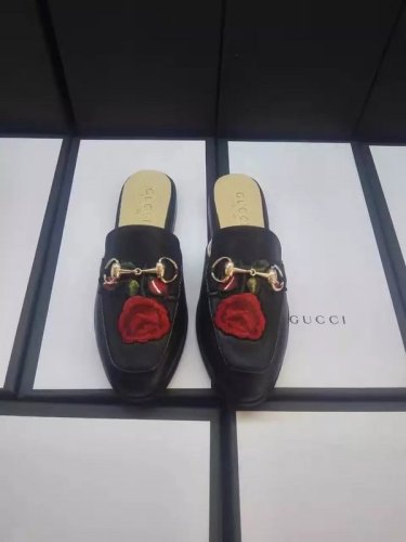 Gucci Slipper Women Shoes 0031