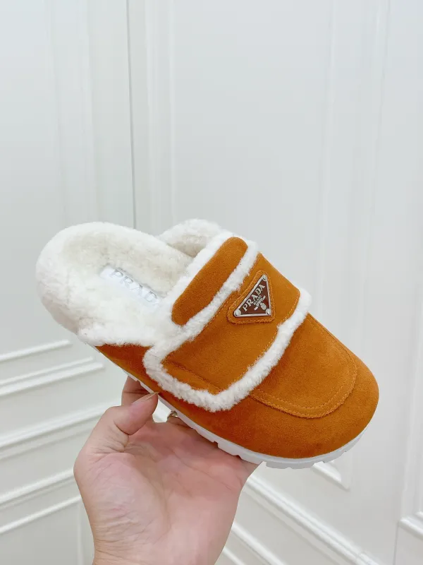 Prada Hairy slippers 0022 (2021)