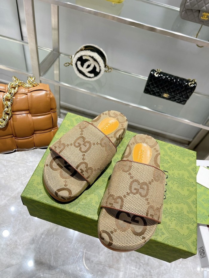 Gucci Slipper Women Shoes 006（2022）