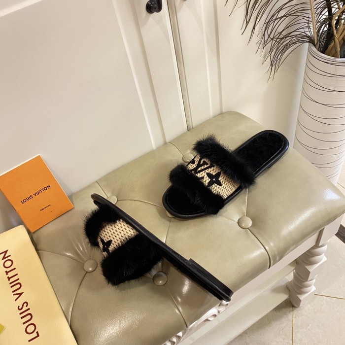 LV Hairy slippers 0030 (2021)