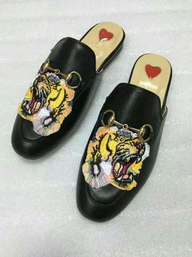 Gucci Slipper Women Shoes 0081