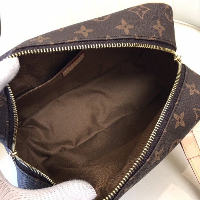 Louis Vuitton Handbags 0043 (2022)
