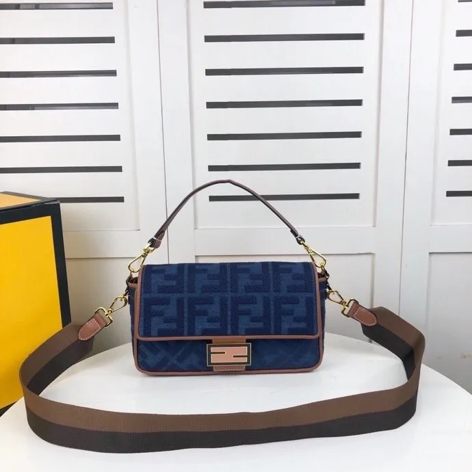 Fendi Handbag 0010（2021）