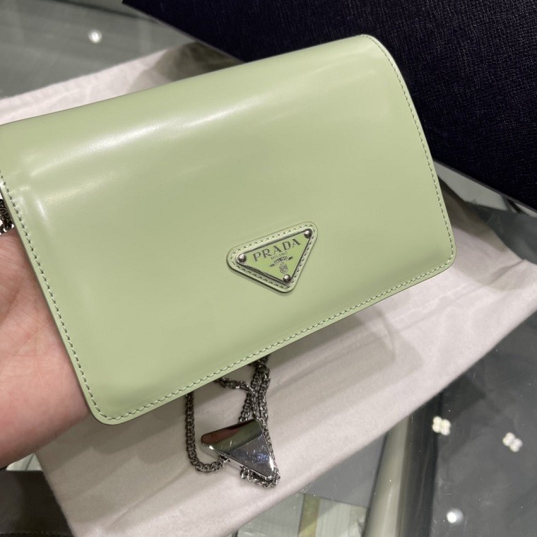 Prada Super High End Handbags 008 (2022)