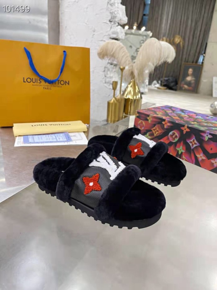LV Hairy slippers 0019 (2021)