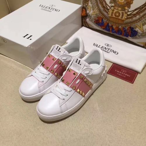 Super High End Valentino Low Top Flat Sneaker Men and Women-012