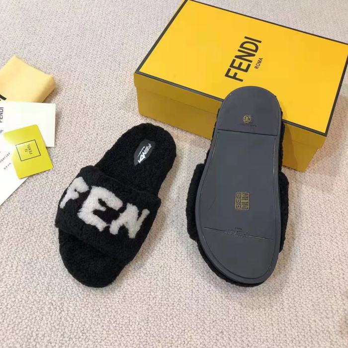 Fendi Hairy slippers 004（2021）