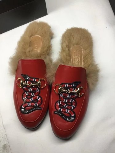 Gucci Hairy slippers 0029