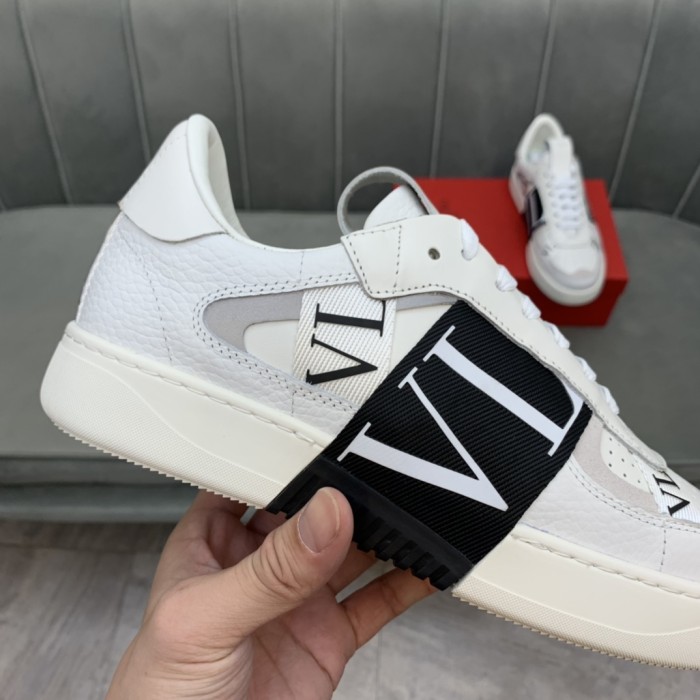 Valentino Designer Men Shoes 0014（2021）