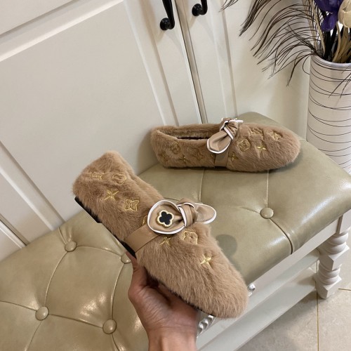 LV Hairy slippers 0012 (2021)