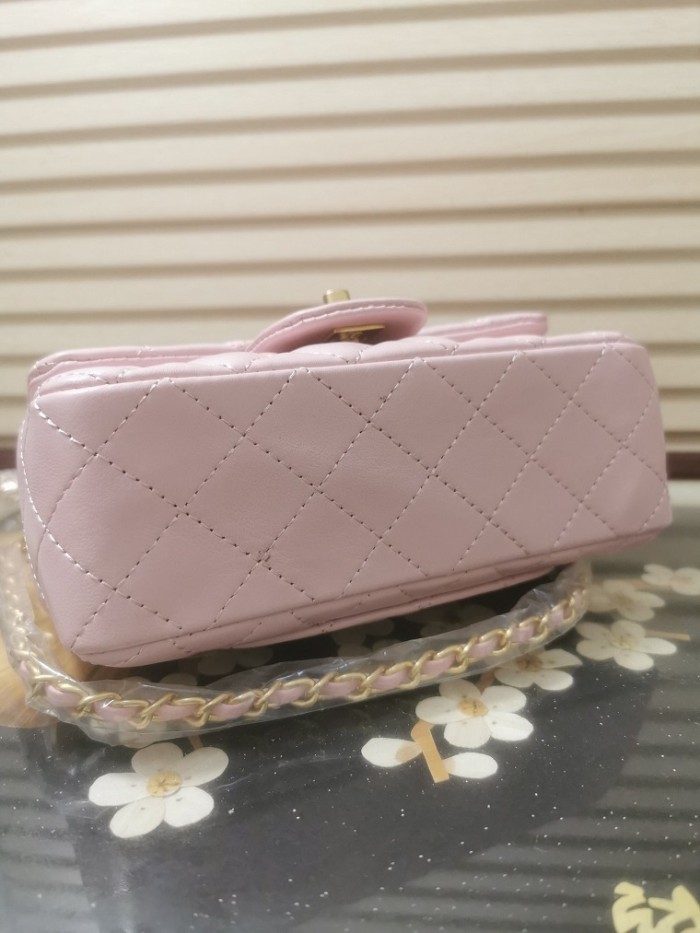 Chanel Handbags 008 (2022)
