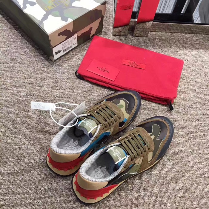 Valentino Studded Suede & Nylon Men and Women Sneakers-030