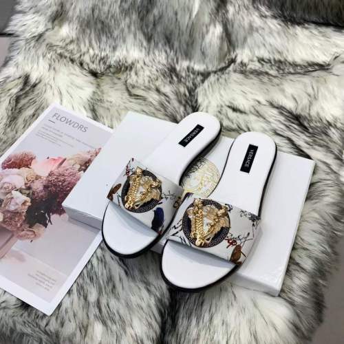 Versace Slippers Women Shoes 007（2021）