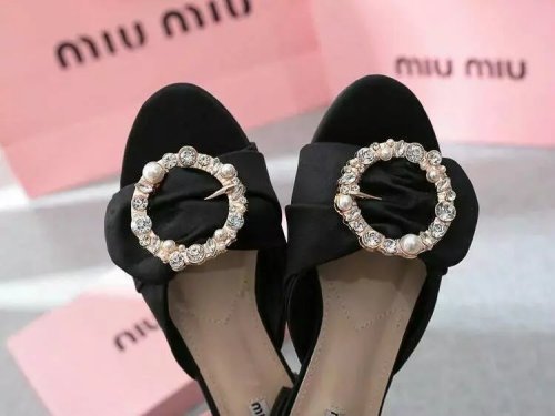 MIUMIU Slipper Women Shoes 002