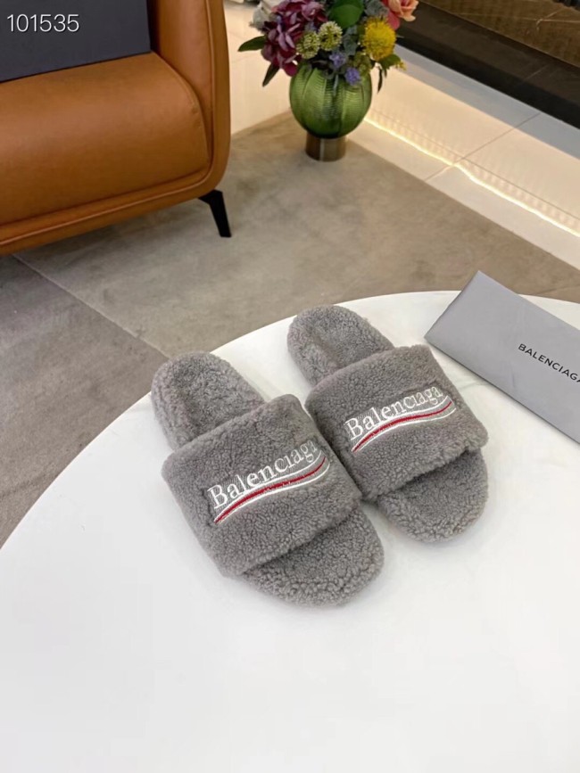 Balenciaga Hairy slippers 0011（2021）