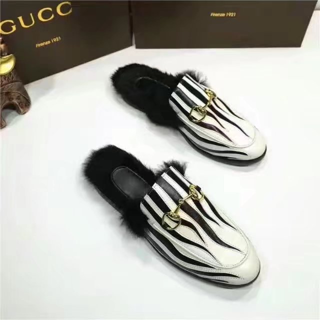 Gucci Hairy slippers 0034