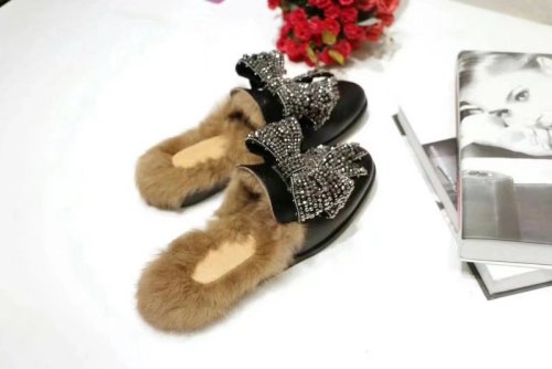 Gucci Hairy slippers 0012