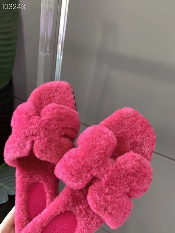 Hermes Hairy slippers 002 (2021)