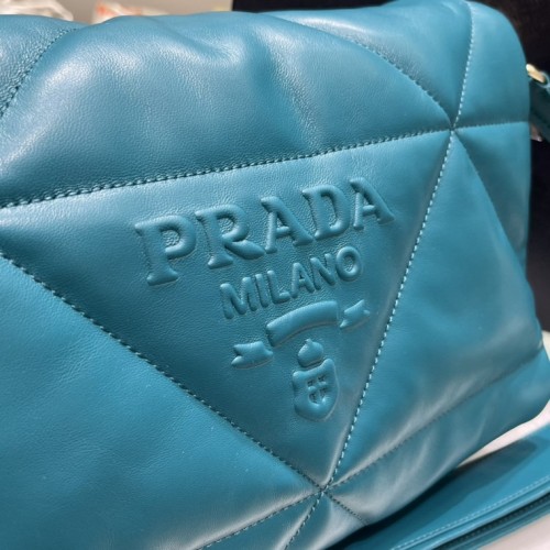 Prada Super High End Handbags 0015 (2022)