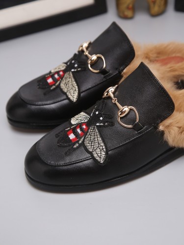Gucci Hairy slippers 0036
