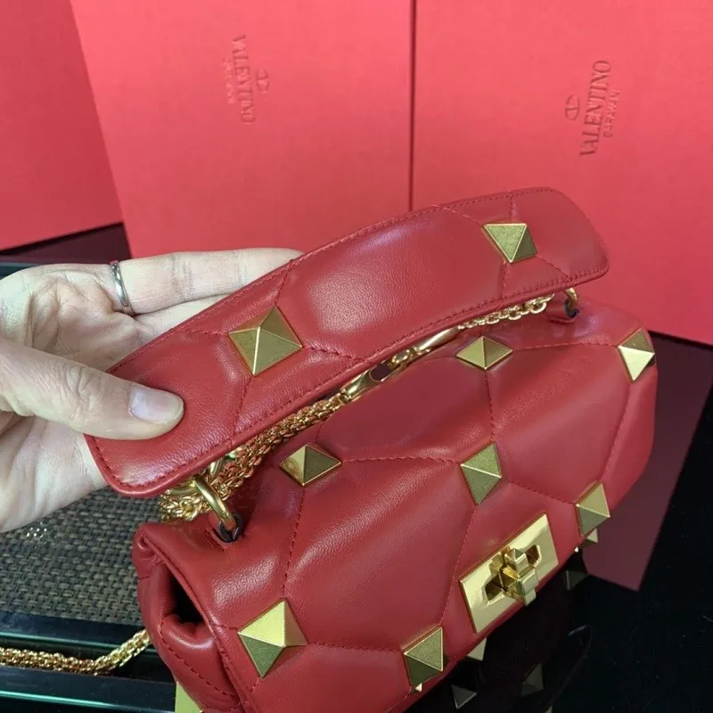 Valentino Super High End Handbags 0020（2022）