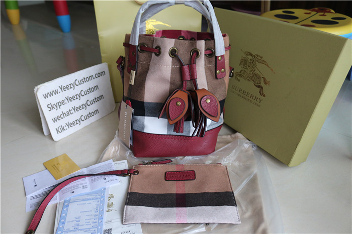 Burberry Handbags 0087