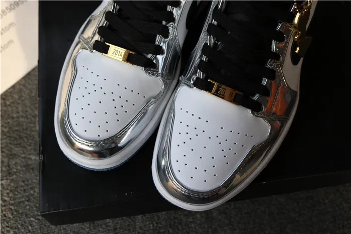 Authentic Air Jordan 1 Retro High Tinker 16（Pass The Torch）
