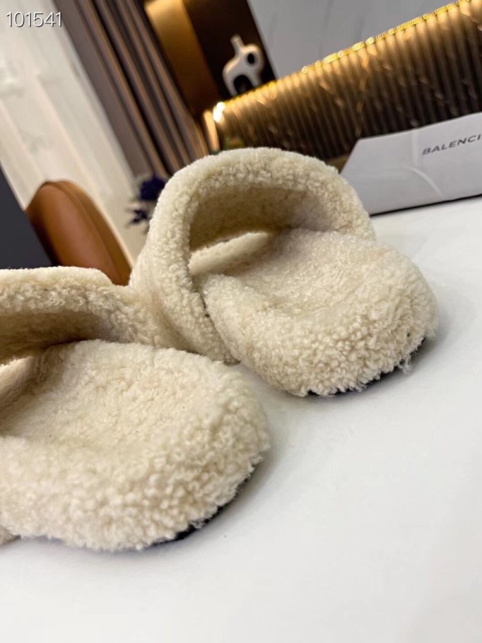 Balenciaga Hairy slippers 0012（2021）