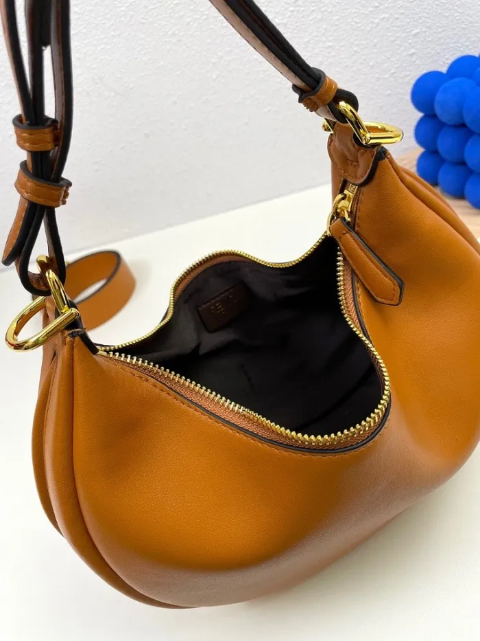 Fendi Handbag 005（2022）