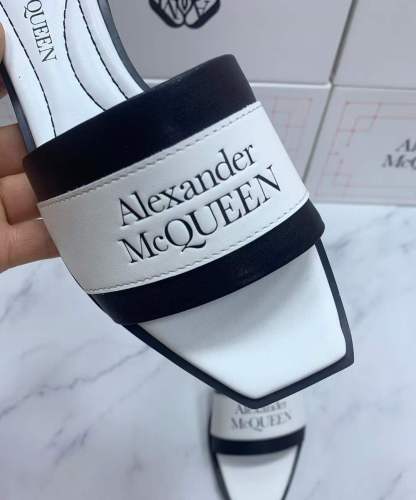 Alexander McQueen Slipper men Shoes 0019（2021）