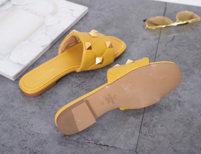 Valentino Slipper Women Shoes 001（2021）
