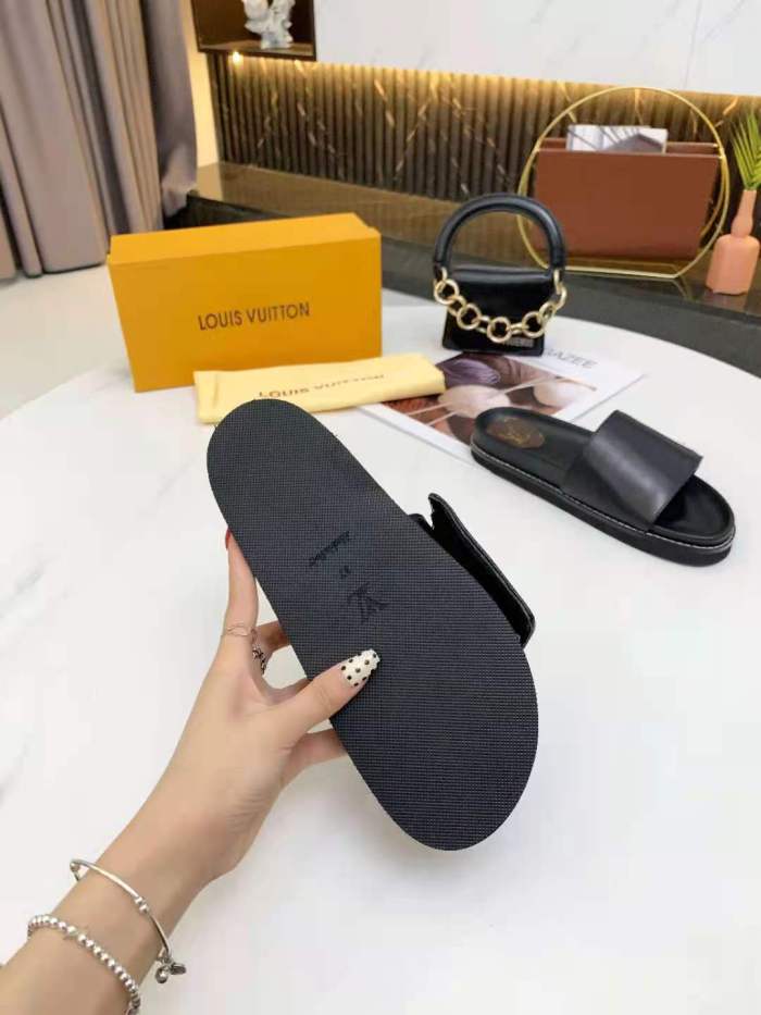LV Slipper Women Shoes 0051（2021）